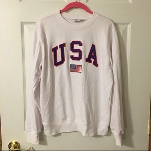 White USA patch sweatshirt
